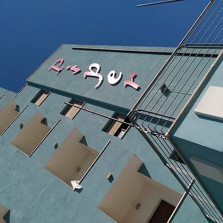 Piper & River 3* Montesilvano Marina