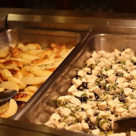 Hotel Piper & River 3*